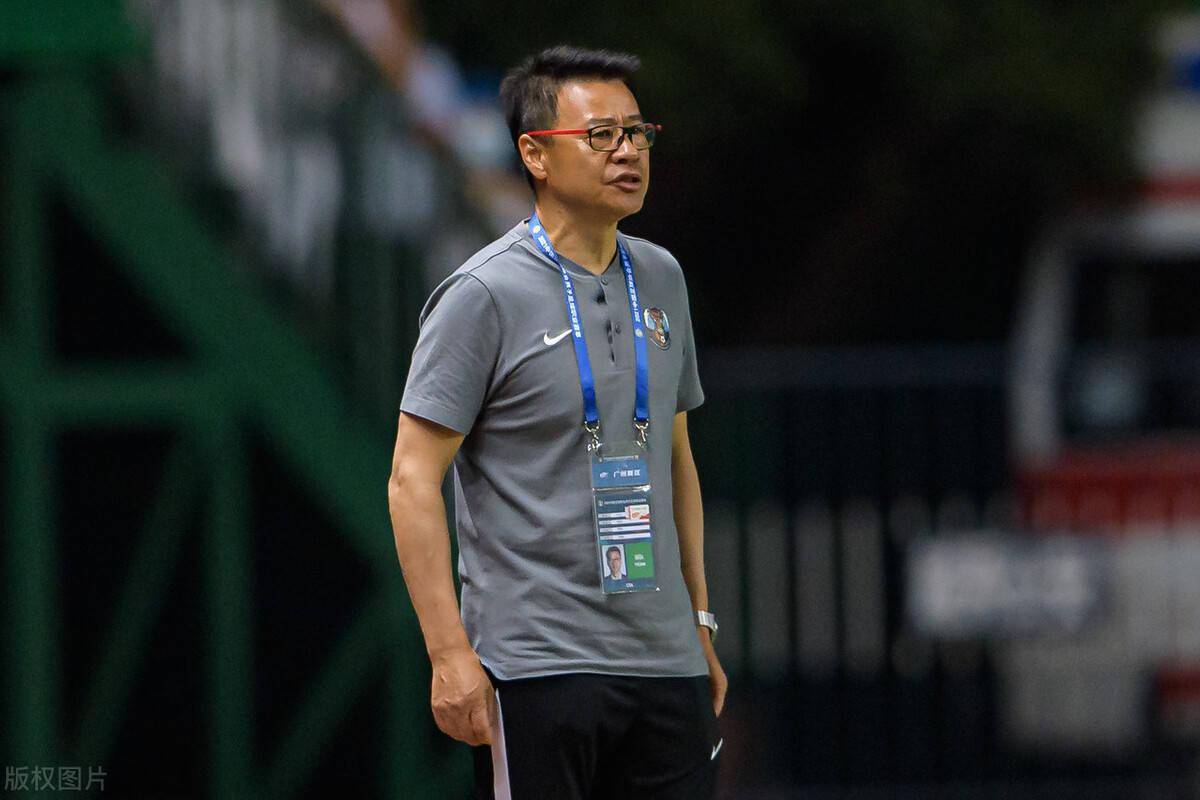 开云足球-勒沃库森vs法兰克福比分预测